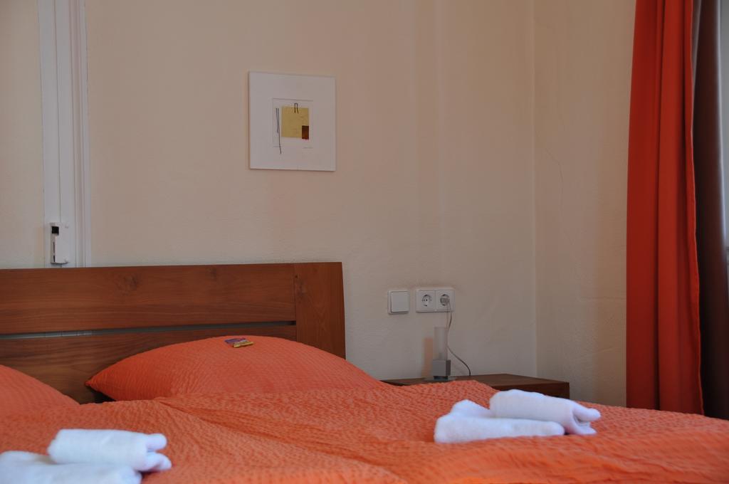 Gaestehaus Stuttgart36 Maulbronn Room photo